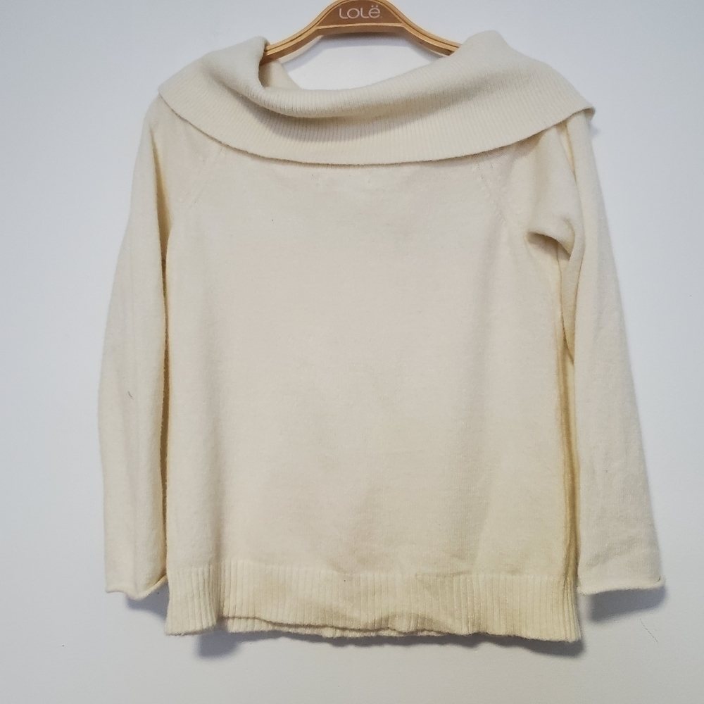 By Anthropologie Shelby Off shoulder Sweater - Picture 7 of 7